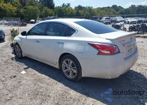 2015 Nissan Altima 2.5 Sl z USA, uszkodzony, nr VIN 1N4AL3AP4FN877956